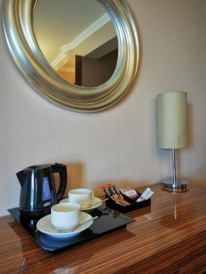 Hotel Mistral Sport Gniewino Esterno foto