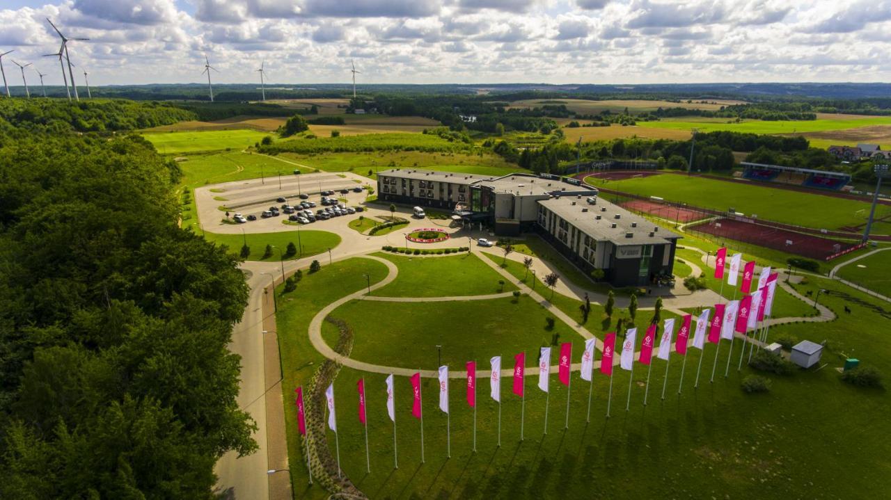 Hotel Mistral Sport Gniewino Esterno foto